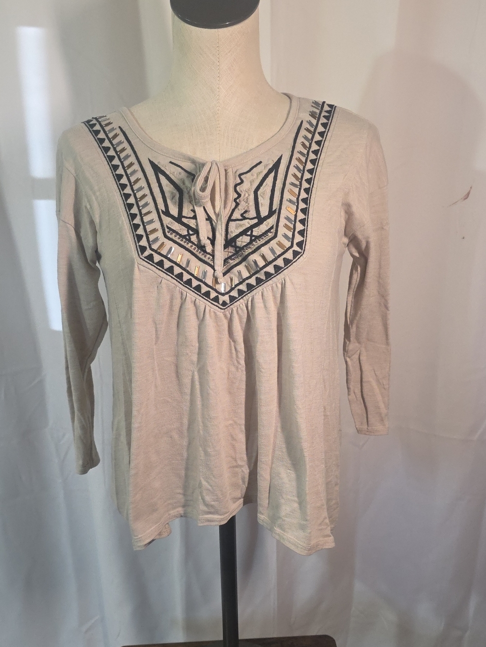 Hollister Cream Embroidered Scoop-Neck Tunic